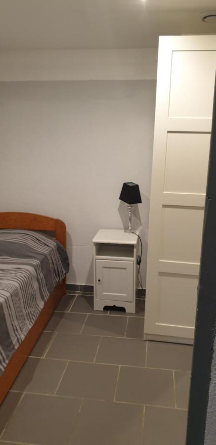 Ferienwohnung Bienvenue Au Centre Ville Arles Exterior foto