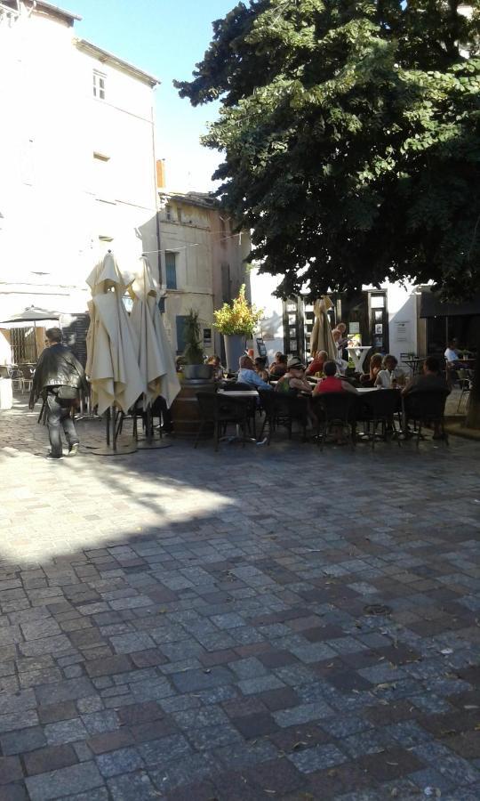 Ferienwohnung Bienvenue Au Centre Ville Arles Exterior foto